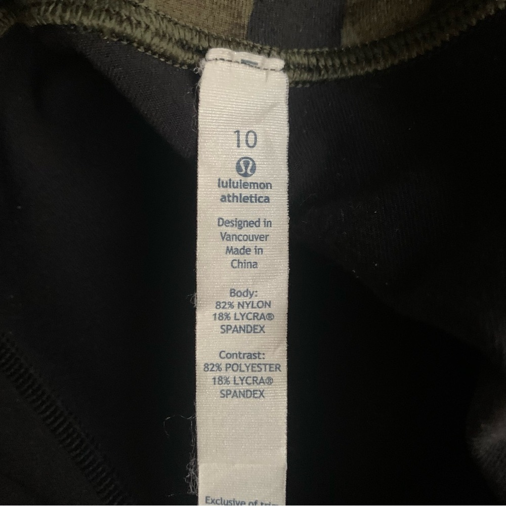 Lululemon Skinny Groove Pant II
*Full-On Luon (Roll Down) - Picture 11 of 11